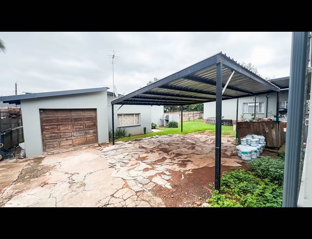 5 BEDROOM HOUSE FOR SALE IN ALBERTON NORTH
